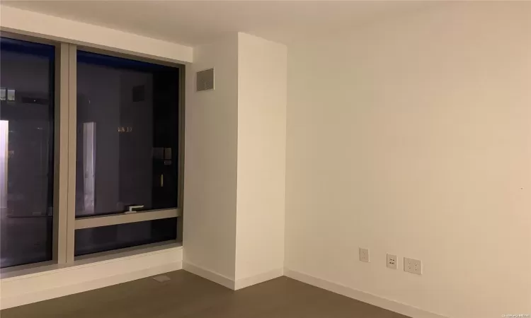 250 South Street, New York, NY, 1 Bedroom Bedrooms, 3 Rooms Rooms,1 BathroomBathrooms,Residential,For Sale,South,L3585954