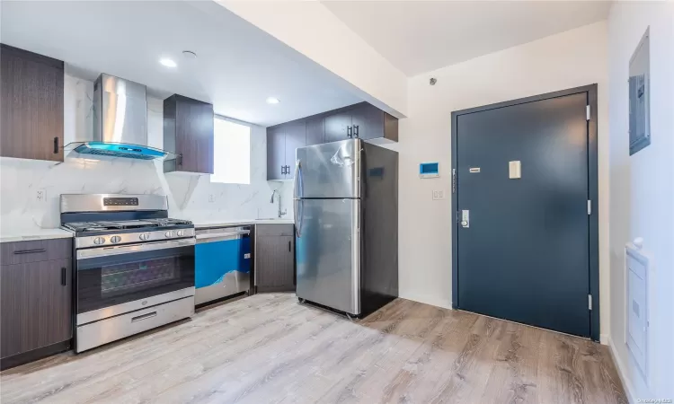 97-30 64th Avenue, New York, NY, 2 Bedrooms Bedrooms, 6 Rooms Rooms,2 BathroomsBathrooms,Residential,For Sale,64th,L3586135