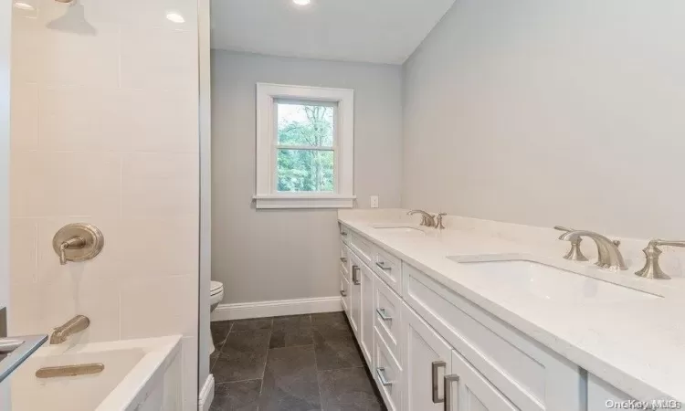 265 Woodbury Road, Huntington, NY, 4 Bedrooms Bedrooms, 8 Rooms Rooms,2 BathroomsBathrooms,Residential,For Sale,Woodbury,L3586215