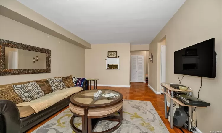 162-01 Powells Cove, New York, NY, 1 Bedroom Bedrooms, 5 Rooms Rooms,1 BathroomBathrooms,Residential,For Sale,Powells,L3586310