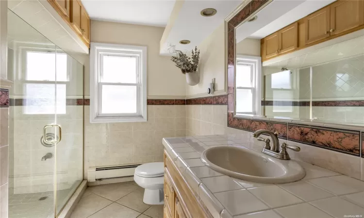 227-06 56th Avenue, New York, NY, 5 Bedrooms Bedrooms, 10 Rooms Rooms,3 BathroomsBathrooms,Residential,For Sale,56th,L3586374