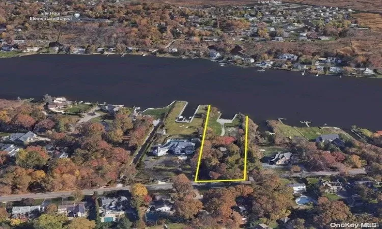 267 Great River Road, Islip, NY, 4 Bedrooms Bedrooms, 12 Rooms Rooms,2 BathroomsBathrooms,Residential,For Sale,Great River,L3586493