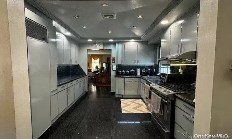 145-85 9th Avenue, New York, NY, 4 Bedrooms Bedrooms, 9 Rooms Rooms,3 BathroomsBathrooms,Residential,For Sale,9th,L3586470