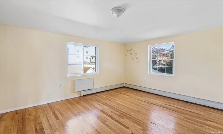 180-11 64th Avenue, New York, NY, 6 Bedrooms Bedrooms, 15 Rooms Rooms,4 BathroomsBathrooms,Residential Income,For Sale,64th,L3586536