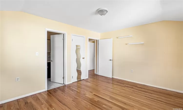 180-11 64th Avenue, New York, NY, 6 Bedrooms Bedrooms, 15 Rooms Rooms,4 BathroomsBathrooms,Residential Income,For Sale,64th,L3586536