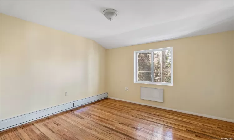 180-11 64th Avenue, New York, NY, 6 Bedrooms Bedrooms, 15 Rooms Rooms,4 BathroomsBathrooms,Residential Income,For Sale,64th,L3586536