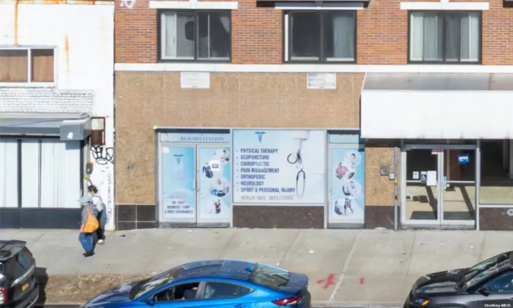 82-25 Queens Boulevard, New York, NY, ,Commercial Sale,For Sale,Queens,L3586800