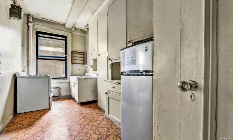 203 81st Street, New York, NY, 2 Bedrooms Bedrooms, 5 Rooms Rooms,1 BathroomBathrooms,Residential,For Sale,81st,L3586819