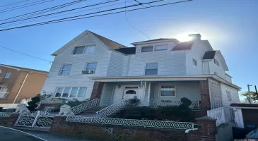 1536 Bath Avenue, New York, NY, 6 Bedrooms Bedrooms, 13 Rooms Rooms,4 BathroomsBathrooms,Residential Income,For Sale,Bath,L3586917