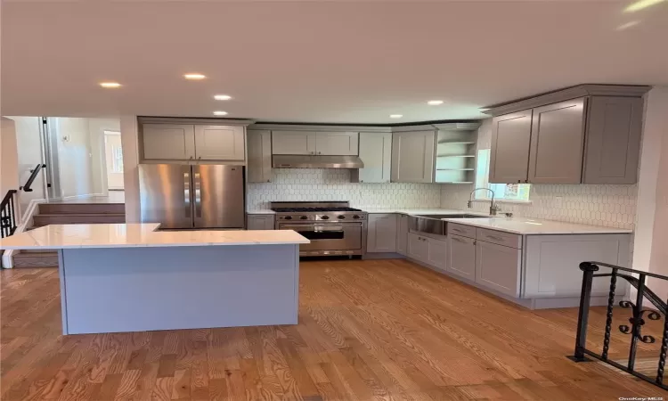 85-16 149th Avenue, New York, NY, 3 Bedrooms Bedrooms, 5 Rooms Rooms,2 BathroomsBathrooms,Residential Lease,For Rent,149th,L3586938