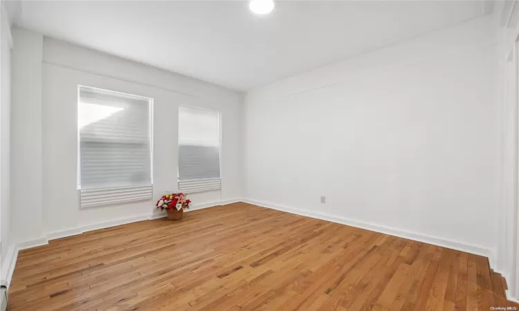 37-60 83rd Street, New York, NY, 7 Bedrooms Bedrooms, 15 Rooms Rooms,2 BathroomsBathrooms,Residential Income,For Sale,83rd,L3587093