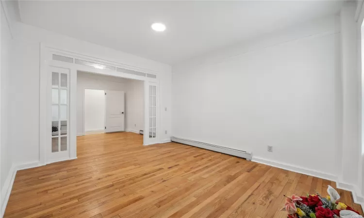 37-60 83rd Street, New York, NY, 7 Bedrooms Bedrooms, 15 Rooms Rooms,2 BathroomsBathrooms,Residential Income,For Sale,83rd,L3587093