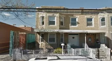 33-28 100 Street, New York, NY, 7 Bedrooms Bedrooms, 12 Rooms Rooms,2 BathroomsBathrooms,Residential Income,For Sale,100,L3587236