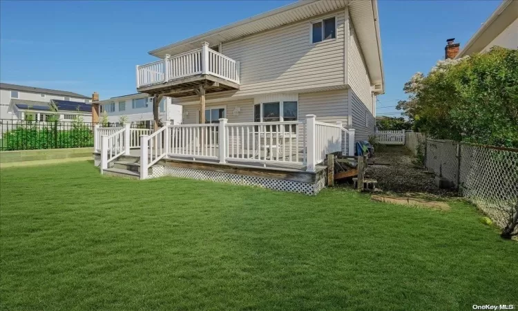 60 Beach Road, Oyster Bay, NY, 4 Bedrooms Bedrooms, 8 Rooms Rooms,2 BathroomsBathrooms,Residential,For Sale,Beach,L3587594