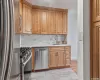 2 Bay Club Drive, New York, NY, 1 Bedroom Bedrooms, 4 Rooms Rooms,1 BathroomBathrooms,Residential,For Sale,Bay Club,L3587606