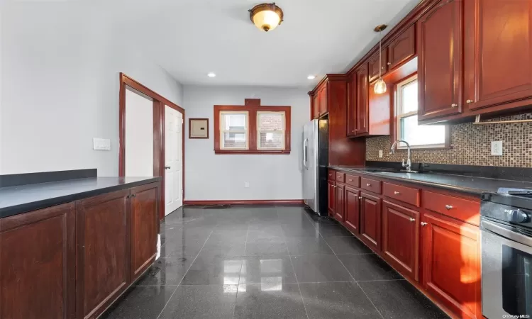 118-01 196th Street, New York, NY, 4 Bedrooms Bedrooms, 11 Rooms Rooms,3 BathroomsBathrooms,Residential,For Sale,196th,L3587925