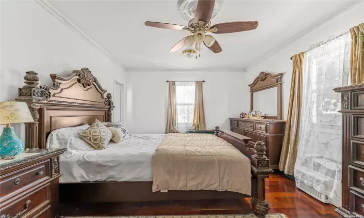 135-11 Springfield Boulevard, New York, NY, 8 Bedrooms Bedrooms, 10 Rooms Rooms,5 BathroomsBathrooms,Residential Income,For Sale,Springfield,L3587911