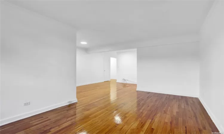 3320 Avenue H, New York, NY, 2 Bedrooms Bedrooms, 4 Rooms Rooms,1 BathroomBathrooms,Residential,For Sale,Avenue H,L3587948