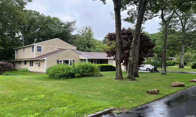 20 Stratler Drive, Brookhaven, NY, 5 Bedrooms Bedrooms, 10 Rooms Rooms,2 BathroomsBathrooms,Residential,For Sale,Stratler,L3588014