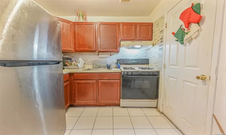 904 Belmont Avenue, New York, NY, 6 Bedrooms Bedrooms, 10 Rooms Rooms,4 BathroomsBathrooms,Residential Income,For Sale,Belmont,L3588026