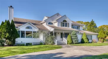 7 Sea Breeze Avenue, Southampton, NY, 5 Bedrooms Bedrooms, 9 Rooms Rooms,3 BathroomsBathrooms,Residential Lease,For Rent,Sea Breeze,L3588076