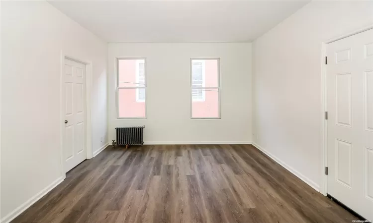 78-10 32nd Avenue, New York, NY, 6 Bedrooms Bedrooms, 10 Rooms Rooms,3 BathroomsBathrooms,Residential Income,For Sale,32nd,L3588180