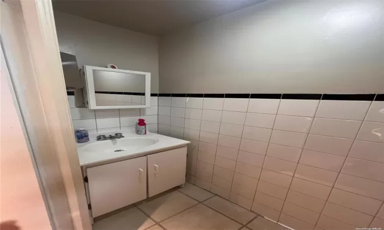 bathroom in retail/office