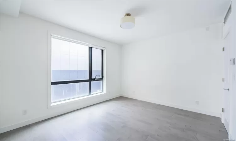 41-04 27th St, New York, NY, 1 Bedroom Bedrooms, 5 Rooms Rooms,1 BathroomBathrooms,Residential,For Sale,27th St,L3588661