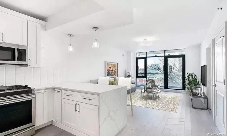 41-04 27th St, New York, NY, 1 Bedroom Bedrooms, 5 Rooms Rooms,1 BathroomBathrooms,Residential,For Sale,27th St,L3588661