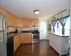 100 Oak Street, Brookhaven, NY, 4 Bedrooms Bedrooms, 8 Rooms Rooms,2 BathroomsBathrooms,Residential,For Sale,Oak,L3588557