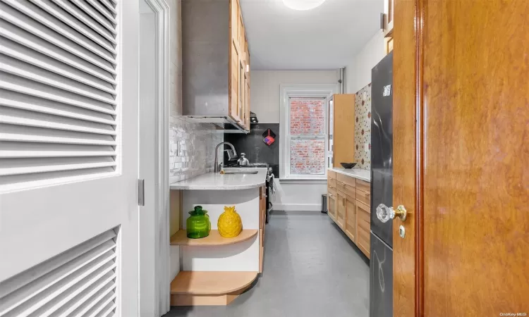 531 41st Street, New York, NY, 1 Bedroom Bedrooms, 3 Rooms Rooms,1 BathroomBathrooms,Residential,For Sale,41st,L3588763