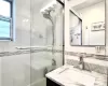 30-15 Hobart Street, New York, NY, 2 Bedrooms Bedrooms, 4 Rooms Rooms,1 BathroomBathrooms,Residential,For Sale,Hobart Street,L3588789