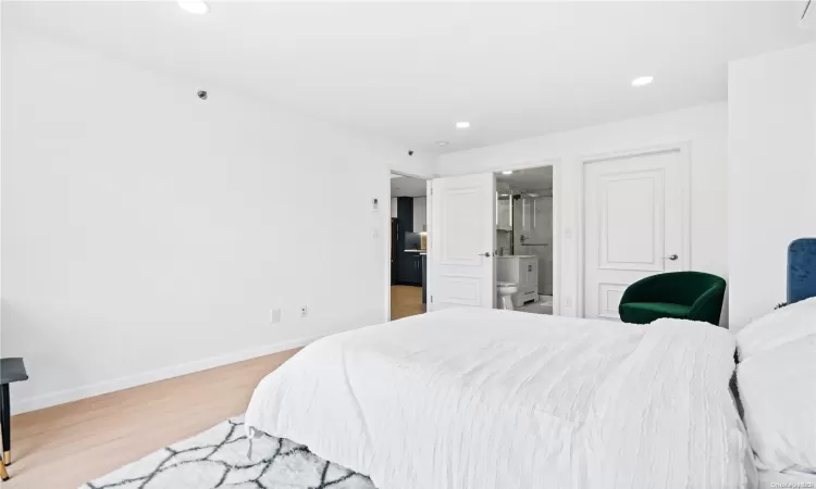 134-50 Blossom Avenue, New York, NY, 2 Bedrooms Bedrooms, 6 Rooms Rooms,2 BathroomsBathrooms,Residential,For Sale,Blossom,L3588836