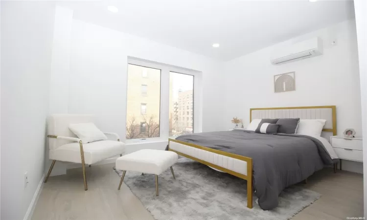 134-50 Blossom Avenue, New York, NY, 2 Bedrooms Bedrooms, 6 Rooms Rooms,1 BathroomBathrooms,Residential,For Sale,Blossom,L3588881