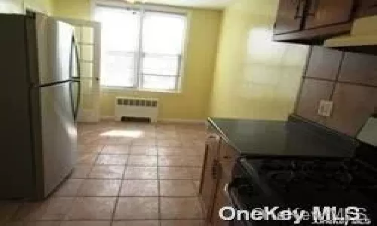 253-27 85 Road, New York, NY, 2 Bedrooms Bedrooms, 7 Rooms Rooms,1 BathroomBathrooms,Residential Lease,For Rent,85,L3588926