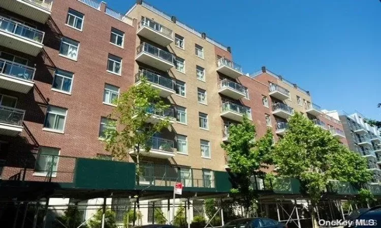 65-38 Austin Street, New York, NY, 1 Bedroom Bedrooms, 3 Rooms Rooms,1 BathroomBathrooms,Residential,For Sale,Austin,L3588922