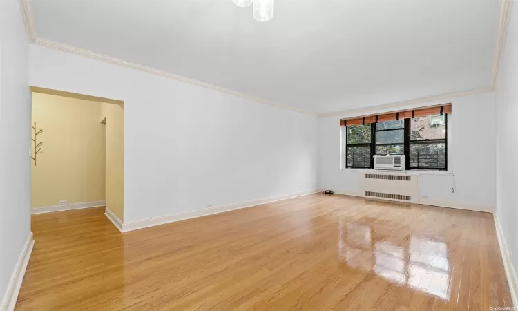 34-21 78th Street, New York, NY, 1 Bedroom Bedrooms, 4 Rooms Rooms,1 BathroomBathrooms,Residential Lease,For Rent,78th,L3588930