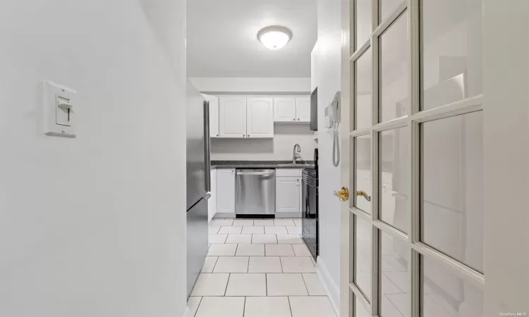 34-21 78th Street, New York, NY, 1 Bedroom Bedrooms, 4 Rooms Rooms,1 BathroomBathrooms,Residential Lease,For Rent,78th,L3588930