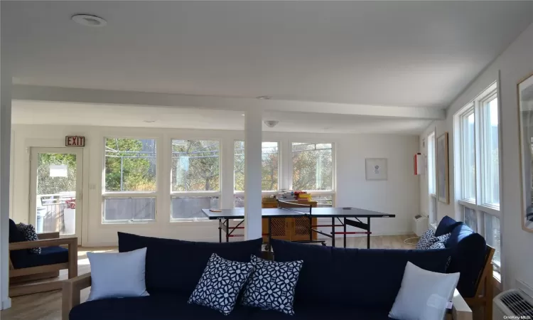 2004 Montauk Highway, East Hampton, NY, 1 Bedroom Bedrooms, 4 Rooms Rooms,1 BathroomBathrooms,Residential,For Sale,Montauk Highway,L3589243