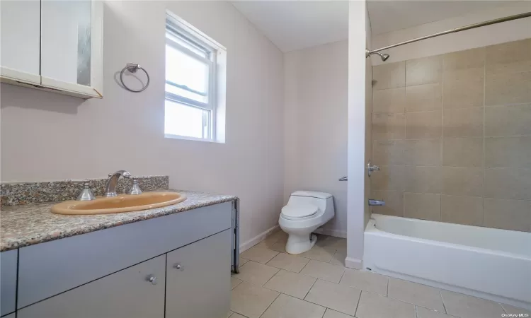 130-11 225th Street, New York, NY, 3 Bedrooms Bedrooms, 8 Rooms Rooms,2 BathroomsBathrooms,Residential,For Sale,225th,L3589278