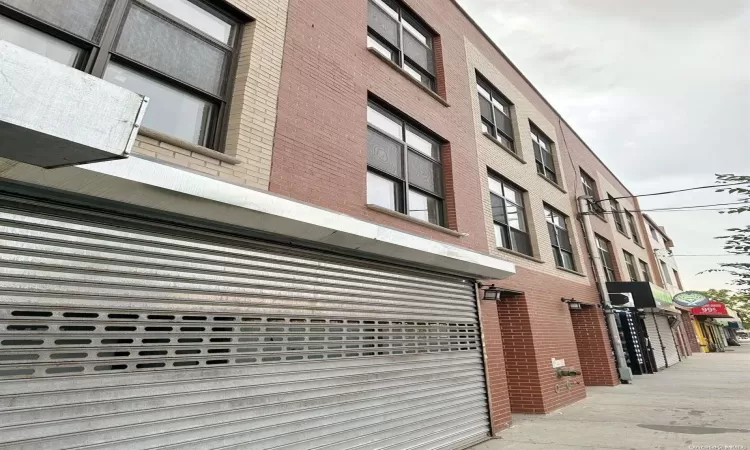 22-30 College Point Boulevard, New York, NY, 2 Bedrooms Bedrooms, 5 Rooms Rooms,1 BathroomBathrooms,Residential,For Sale,College Point,L3589600