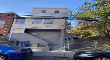 1333 Bristow Street, New York, NY, 8 Bedrooms Bedrooms, 14 Rooms Rooms,3 BathroomsBathrooms,Residential Income,For Sale,Bristow,L3589892