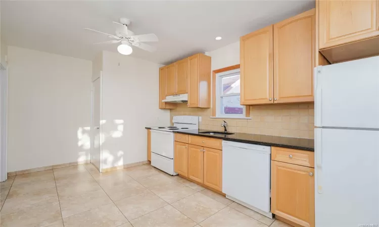 146 10th Street, New York, NY, 3 Bedrooms Bedrooms, 6 Rooms Rooms,1 BathroomBathrooms,Residential,For Sale,10th,L3589924