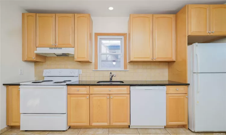 146 10th Street, New York, NY, 3 Bedrooms Bedrooms, 6 Rooms Rooms,1 BathroomBathrooms,Residential,For Sale,10th,L3589924