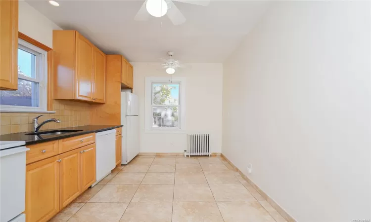 146 10th Street, New York, NY, 3 Bedrooms Bedrooms, 6 Rooms Rooms,1 BathroomBathrooms,Residential,For Sale,10th,L3589924