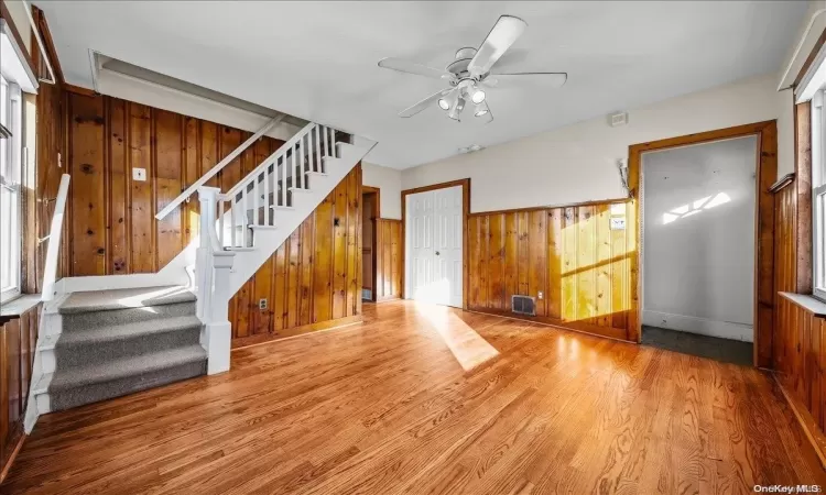 321 Columbus Avenue, Babylon, NY, 2 Bedrooms Bedrooms, 8 Rooms Rooms,1 BathroomBathrooms,Residential,For Sale,Columbus,L3589934