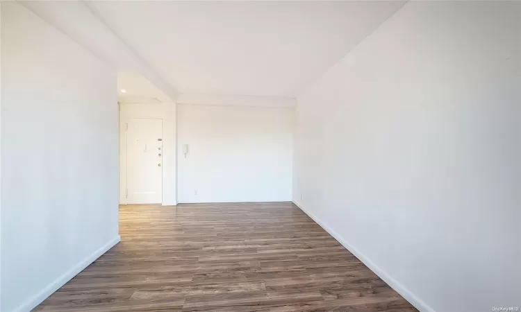 64-34 102St, New York, NY, 2 Rooms Rooms,1 BathroomBathrooms,Residential,For Sale,102St,L3589965