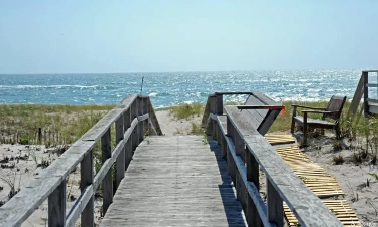 900 Dune Road, Southampton, NY, 5 Bedrooms Bedrooms, 8 Rooms Rooms,3 BathroomsBathrooms,Residential,For Sale,Dune,L3589962