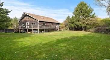 35 Gates Ave, East Hampton, NY, 5 Bedrooms Bedrooms, 12 Rooms Rooms,2 BathroomsBathrooms,Residential,For Sale,Gates Ave,L3589988