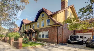 264 Highland Boulevard, New York, NY, 6 Bedrooms Bedrooms, 10 Rooms Rooms,4 BathroomsBathrooms,Residential,For Sale,Highland,L3590061